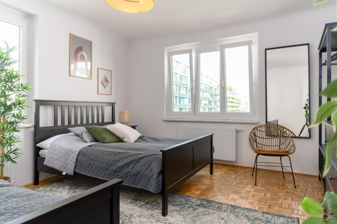 King Bed Home, 3 Bed Rooms, Perfect For Long Term Stay Bécs Kültér fotó